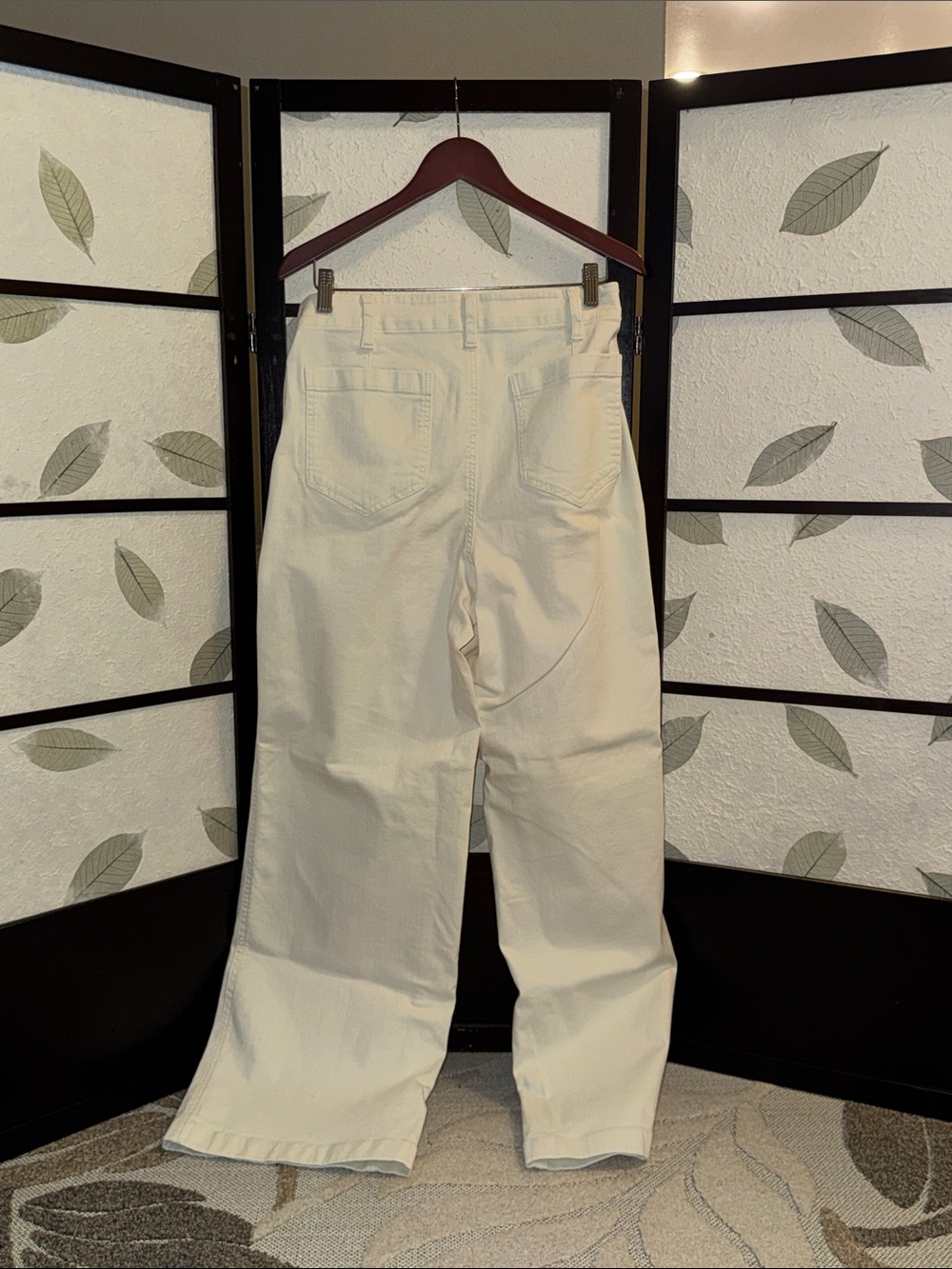 Wide Leg Women's Jeans in Cream - Picture 2 of 4